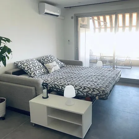 Studio Vue Mer Piscine Rooftop Parking Ferme 500m De Cannes דירה ואלאוריס